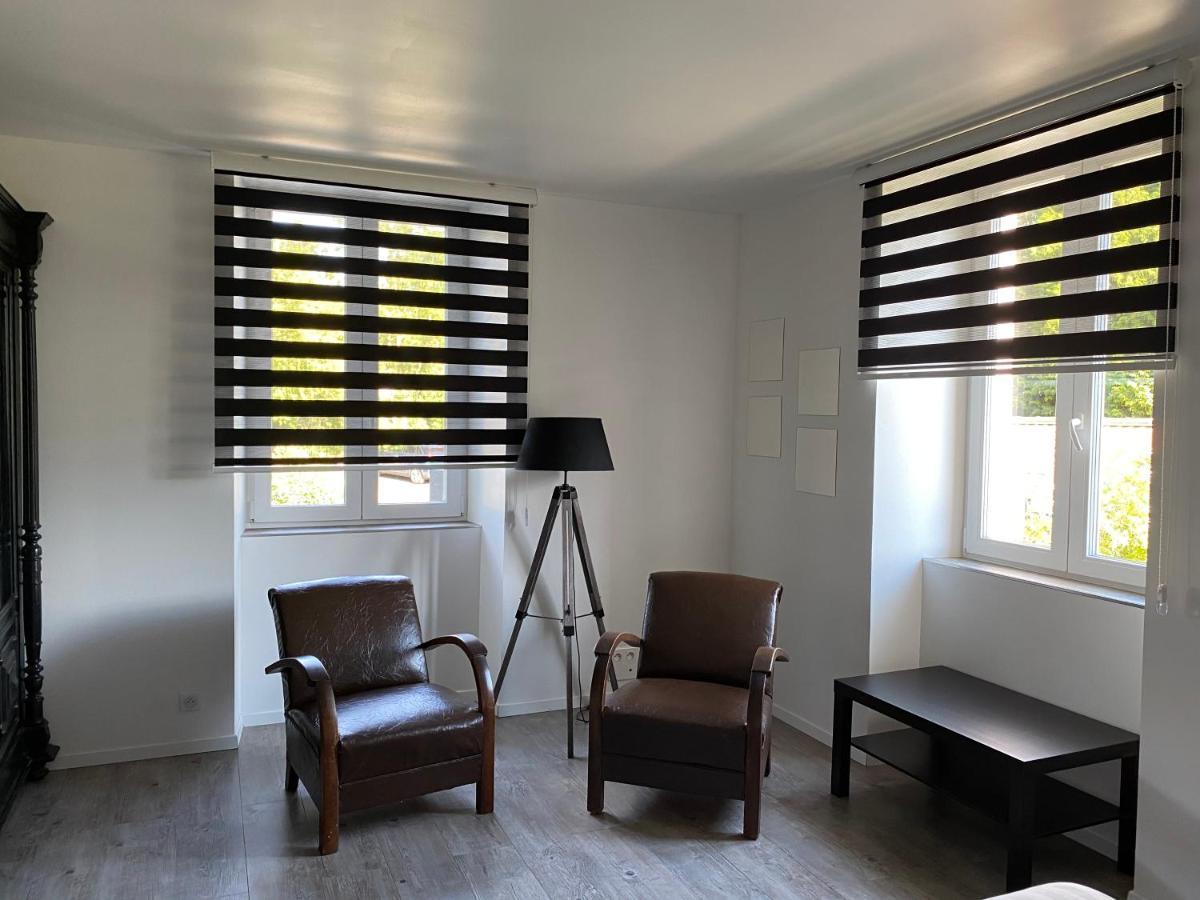 Aparthotel Les Rives Des Habsbourg Ensisheim Exterior foto