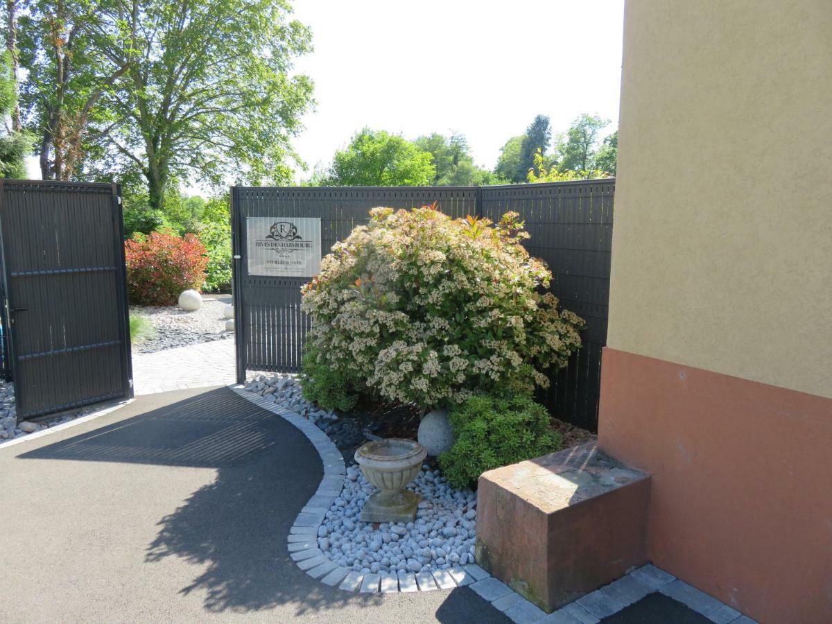 Aparthotel Les Rives Des Habsbourg Ensisheim Exterior foto